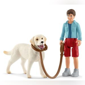 Schleich Farm World Walking with Retriever Labrador-factory sealed